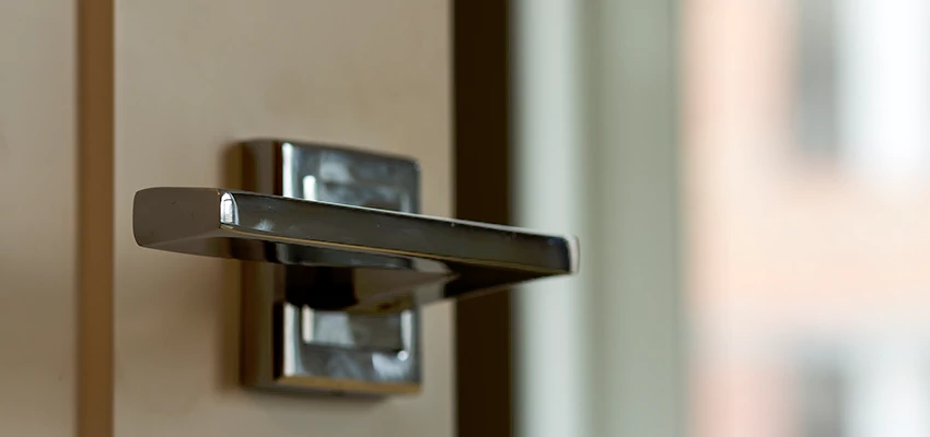 Door Lever Knob Repair in Lomita, California